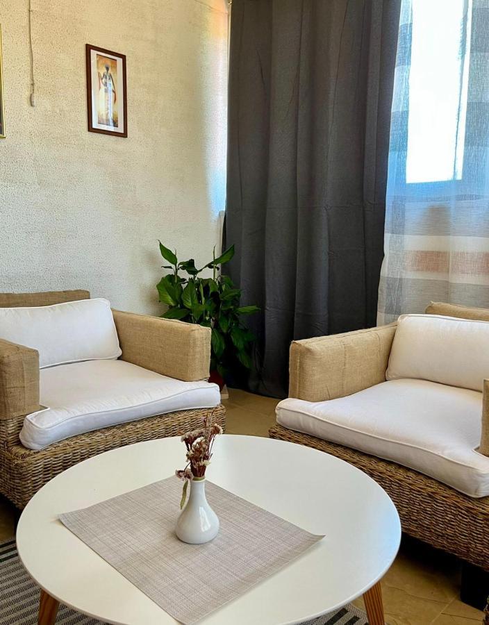 Apartman Gorana With Swimming Pool Jelsa  Exteriér fotografie